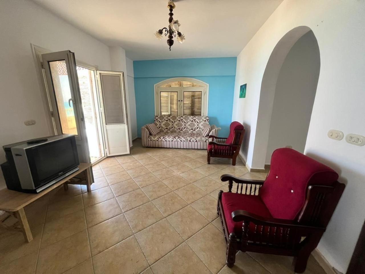 Beachfront Chalet In Green Beach, North Coast Vila El Alamein Quarto foto