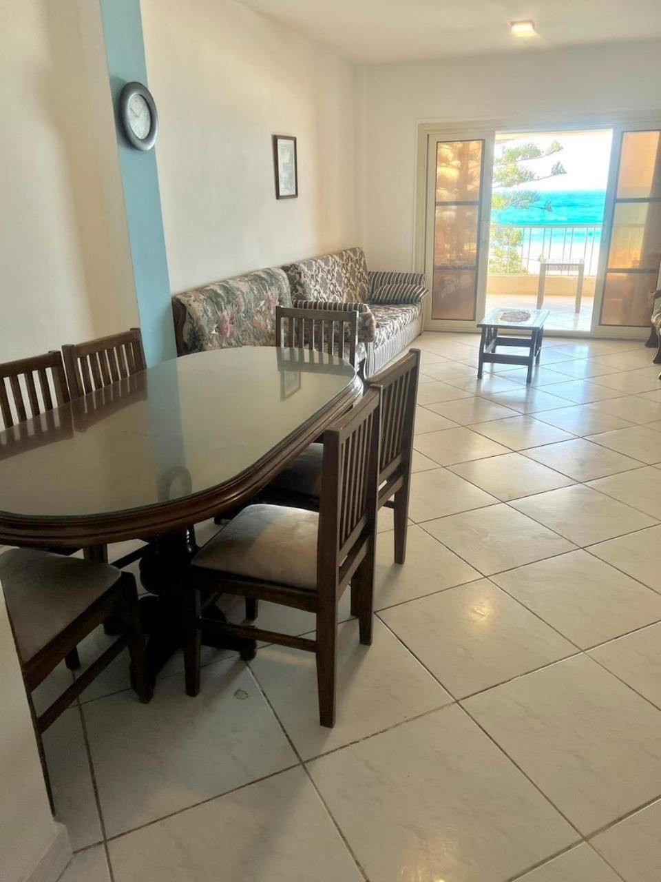 Beachfront Chalet In Green Beach, North Coast Vila El Alamein Quarto foto